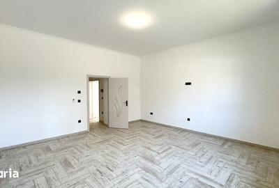 Casă cu 3 camere cu Teren 630 Mp în Central