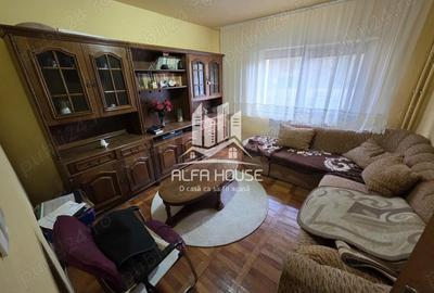 Apartament cu 3 camere decomandat în Central - 9