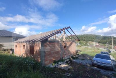 Casa la rosu 100mp,4 camere,750 mp teren extravilan,zona Dea - 4