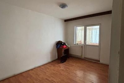 Apartament 3 camere decomandat, zona piață - 4