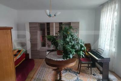 Casă cu 4 camere cu Teren 2190 Mp în Siret - 14