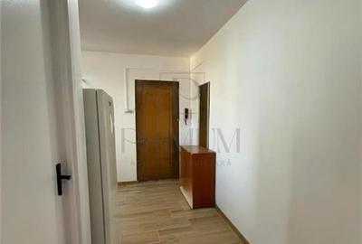 Apartament 1 camera-decomandat-izolat