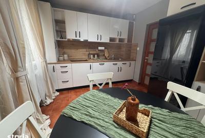 Apartament cu 3 camere decomandat în Exterior Vest - 1