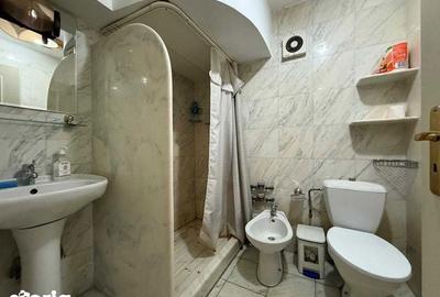 Apartament cu 3 camere decomandat în Titan - 7