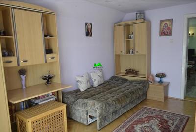 Casa de vanzare 6 camere teren 515mp Sibiu Turnisor - 2