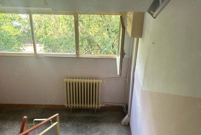 Garsonieră decomandată în Drumul Taberei