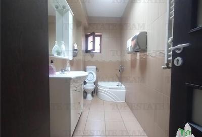 Apartament premium 4 camere cu intrare separata, ideal sediu/birou zona Oltenite - 7