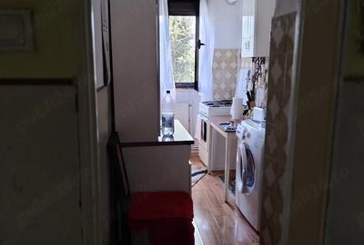 Apartament cu 3 camere decomandat în Central - 4