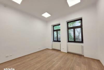 Spațiu comercial, de 78 mp, în Central