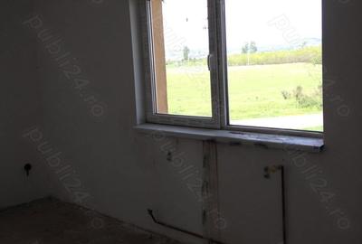 Casă cu 5 camere cu Teren 1400 Mp în Berceni - 10