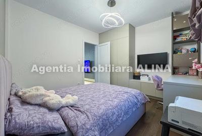 Apartament cu 3 camere semidecomandat în 22 Decembrie - 14