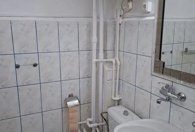 Garsonieră decomandată, mobilată în Țiglina 1