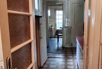 Casă cu 4 camere cu Canalizare în Cotroceni - 6