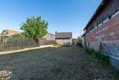 Casă cu 4 camere cu Teren 412 Mp în Brețcu - 14