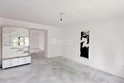 Casă individuală cu 9 camere cu Canalizare în Central - 7