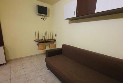 Inchiriez ap. 1 camera zona Centrala - cu TOATE chieltuielile incluse! Inchiriez ap. 1 camera zona Centrala - cu TOATE chieltuielile incluse! - 2