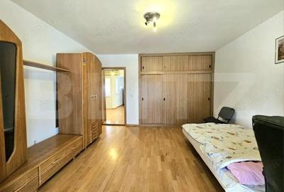 Apartament cu 2 camere decomandat în Lunei - 2