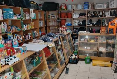 Vand Spatiu Comercial + 2000 mp Cuza Voda Calarasi - 10