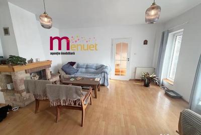 Casă cu 5 camere cu Garaj în Central - 10