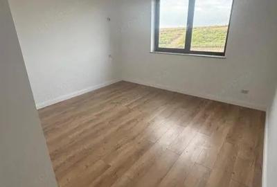 Casă cu 4 camere cu Teren 336 Mp în Cârcea - 6