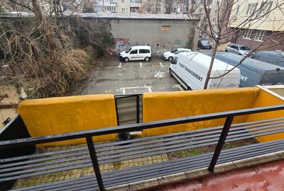 Casă cu 5 camere cu Canalizare în Vitan Mall - 5