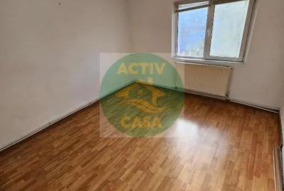 Apartament cu 4 camere decomandat în Est - 12