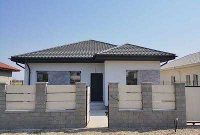 Casă cu 3 camere cu Teren 362 Mp în Vidra - 2