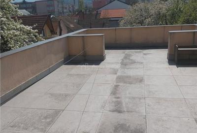 Casă cu 10 camere cu Teren 100 Mp în Aurel Vlaicu - 17