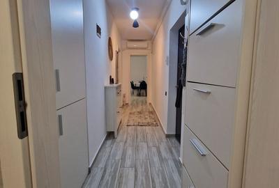 Apartament cu 2 camere decomandat, mobilat în Metalurgiei