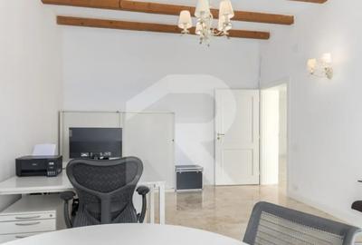 Casă cu 7 camere cu Piscina în Balotești - 9