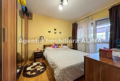 Ap. 3 camere in Deva, zona Astoria, 70 mp, decomandat, etaj 3. - 2