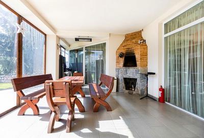 Casă cu 4 camere în Dumbrăvița - 8