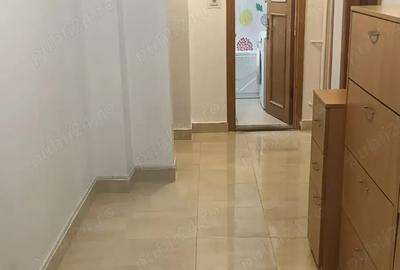 Proprietar- Apartament 3 camere pentru inchiriere 690 EURO Proprietar- Apartament 3 camere pentru inchiriere 690 EURO - 1