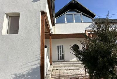 Casă cu 4 camere în Limanu - 6