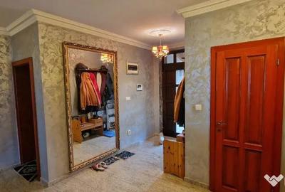 Casă cu 6 camere cu Teren 698 Mp în Sânmartin - 18