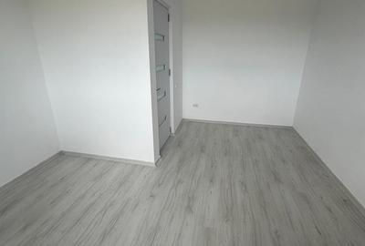 Casă cu 5 camere cu Teren 248 Mp în Central - 2