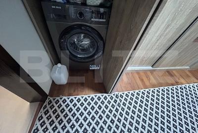 Apartament cu 3 camere, 68 mp, zona Consul - 8