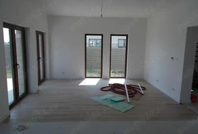 Vila, P+E, Mosnita noua, 4 camere, 141mp, teren 632mp, centrala gaz, utilitati - 1