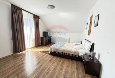 Pensiune cu 14 camere de vânzare Bucovina lângă pârtia Pojorata Malini - 10