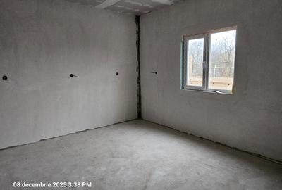 Casă individuală cu 3 camere cu Canalizare în Lumina - 6