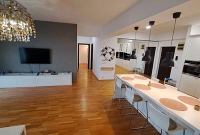 APARTAMENT 3 CAMERE LUX - LOC PARCARE - COMISION 0 - 39