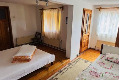 Casă cu 4 camere cu Teren 780 Mp în Fundata - 8