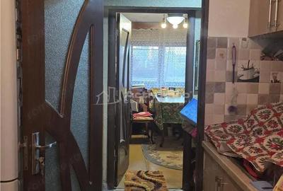 Apartament cu 4 camere decomandat în Calea București - 6