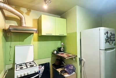 Apartament spatios cu 3 camere, intr-un bloc solid, la parter - 6