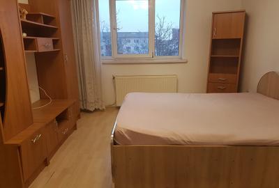 Apartament doua camere, etaj 3, mobilat si utilat, CT, langa biserica Precista - 2