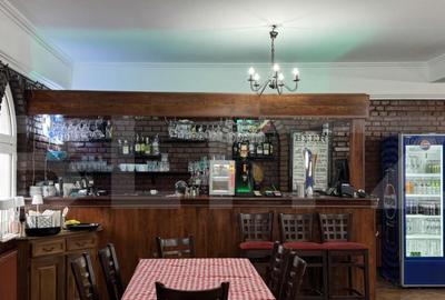 Cladire restaurant S + P + M, 512 mp utili, cu 462 mp teren - 11