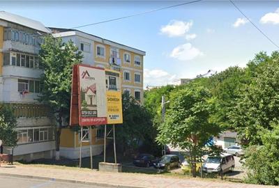 Apartament cu 2 camere decomandat în Roman - 2