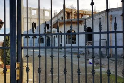 Spațiu comercial, de 1,400 mp, în 700 - 2