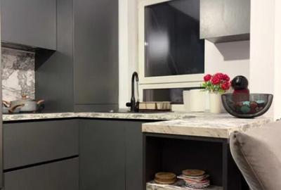 Apartament 3 camere, decomandat - zona Tractorul - 11