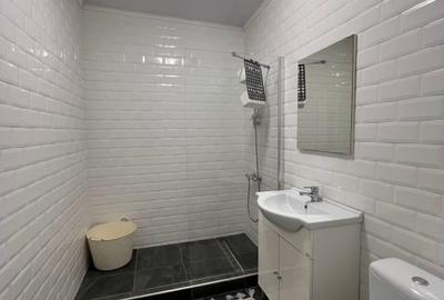 Apartament cu 3 camere decomandat, mobilat în Florești - 9